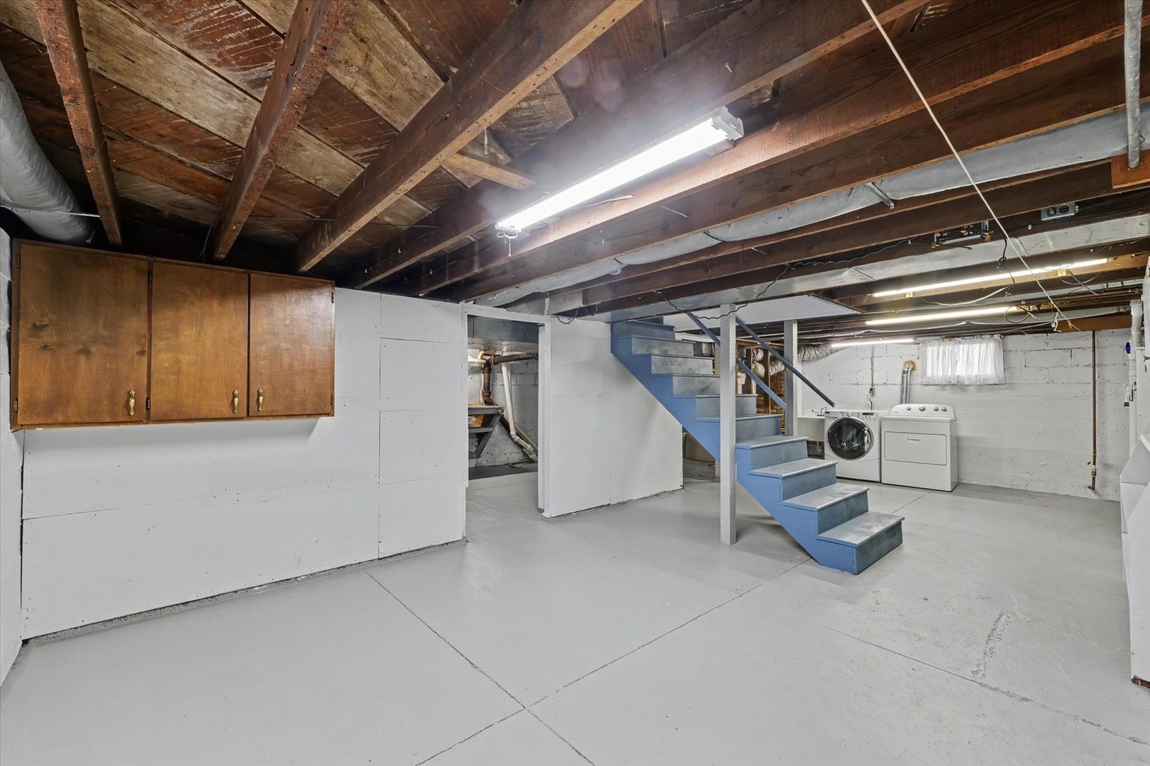 12 S Walnut Street Property Photo 32