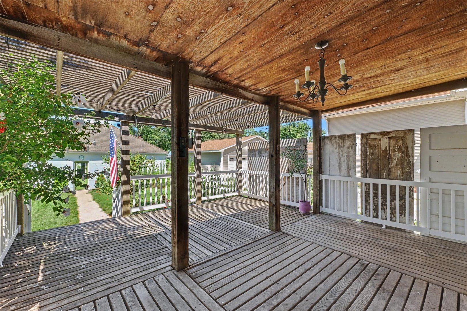 12 S Walnut Street Property Photo 35