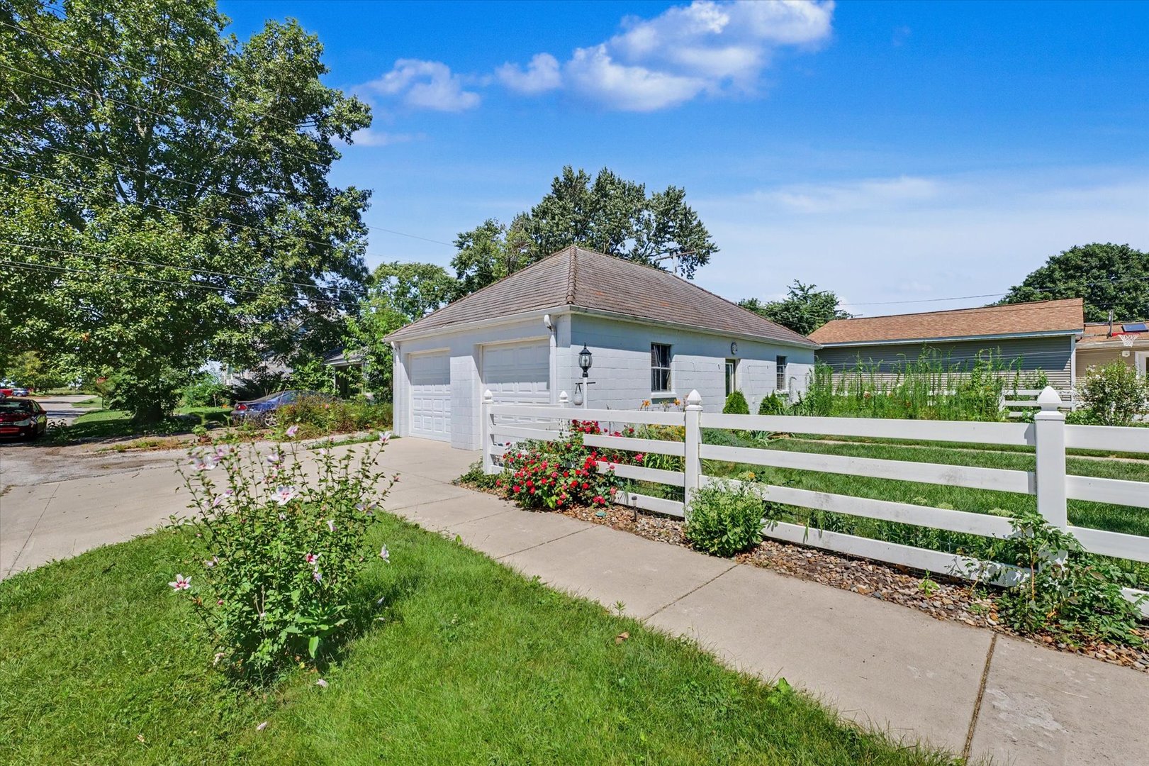 12 S Walnut Street Property Photo 43