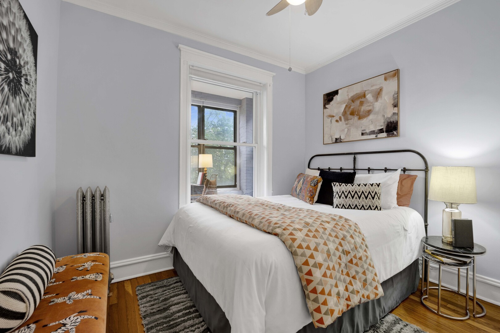 1915 W Montrose Avenue 2 Property Photo 25