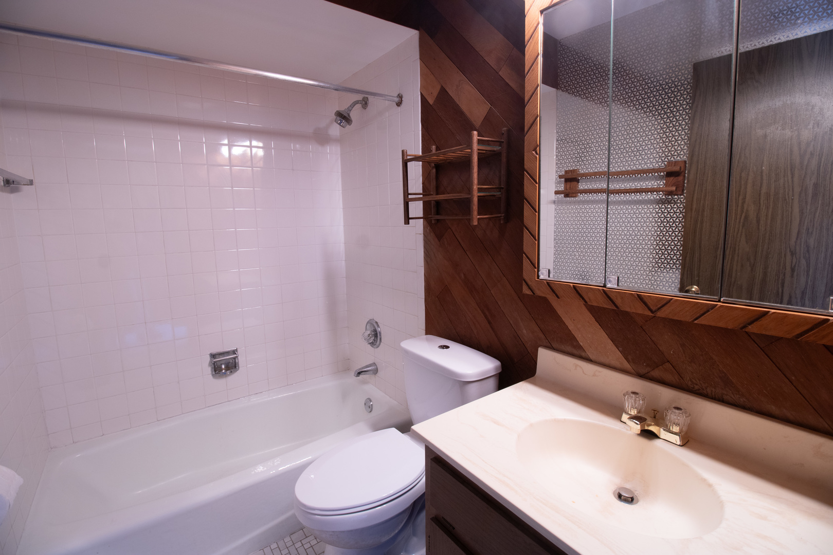 608 Cobblestone Circle F Property Photo 8