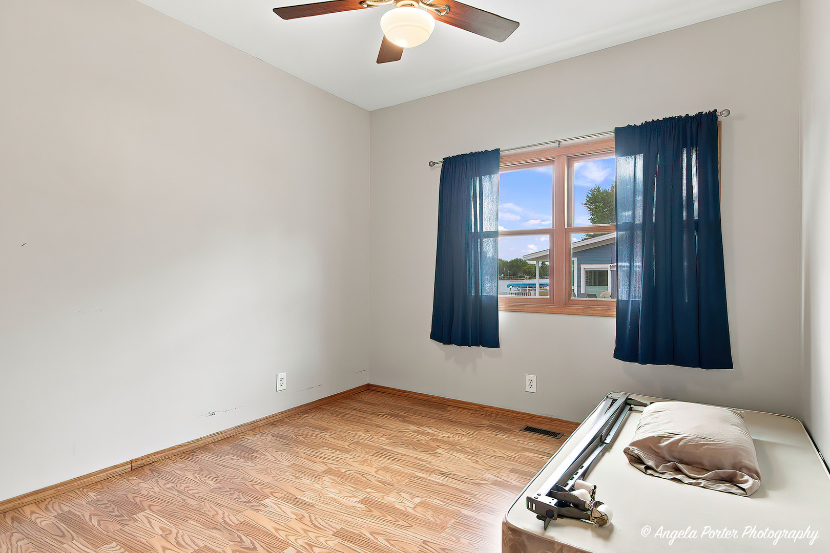 1513 Sunnyside Beach Drive Property Photo 19