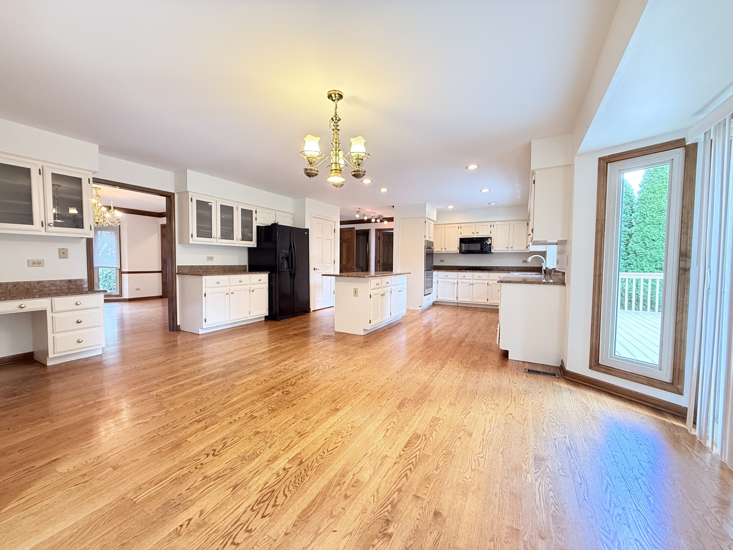 2318 River Woods Drive Property Photo 13