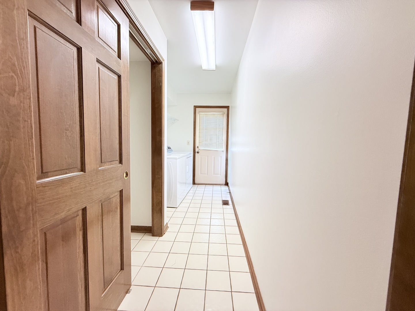 2318 River Woods Drive Property Photo 16