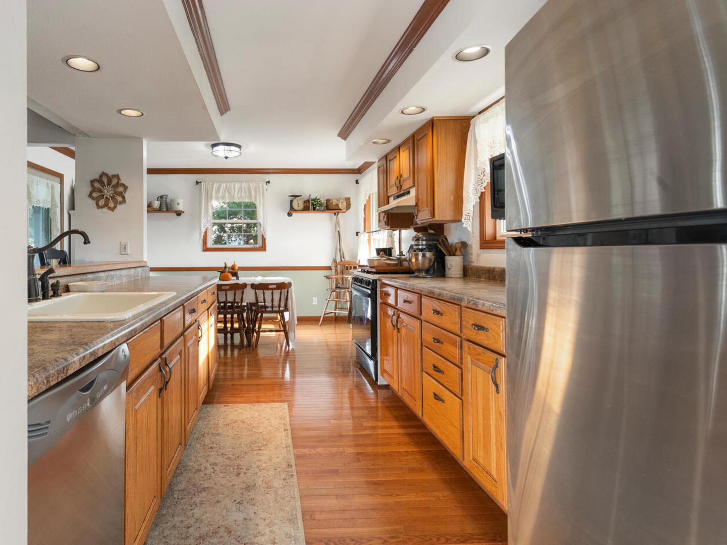 7 Sand Lake Court Property Photo 7