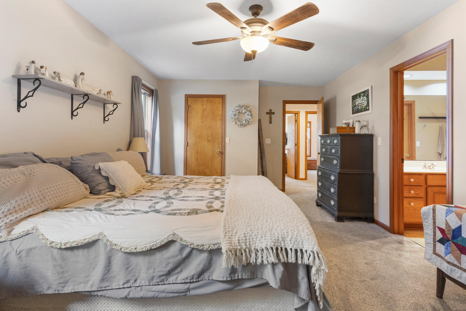 7 Sand Lake Court Property Photo 19