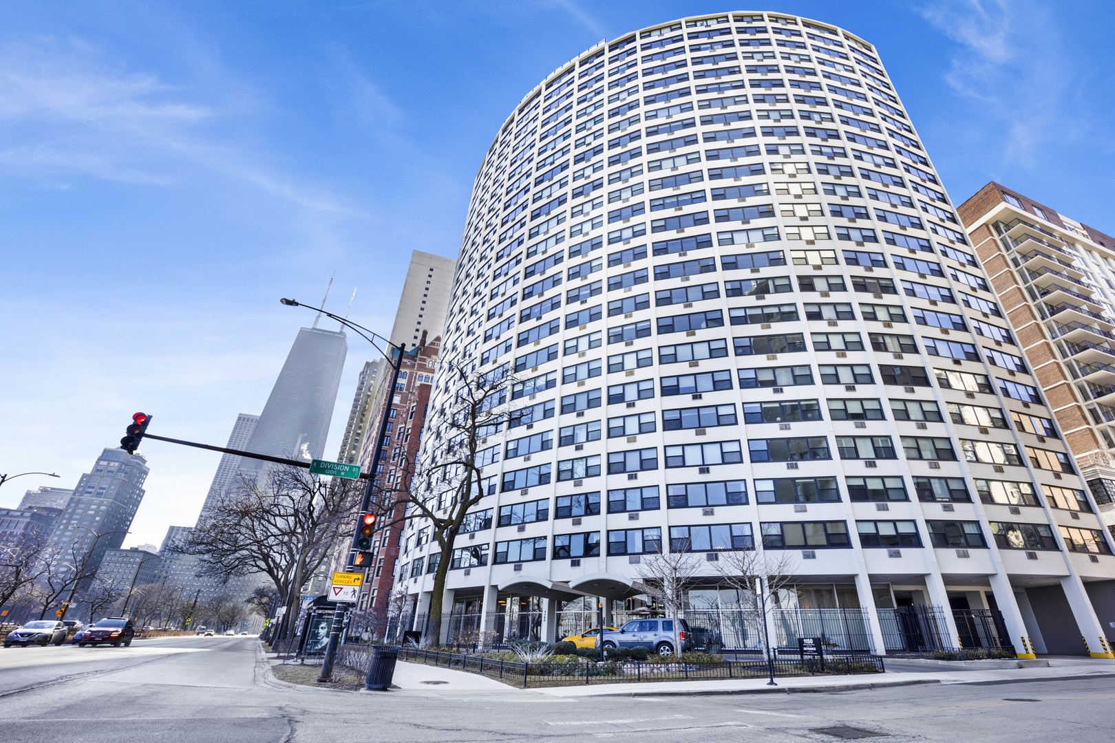 1150 N Lake Shore Drive 13C Property Photo 1