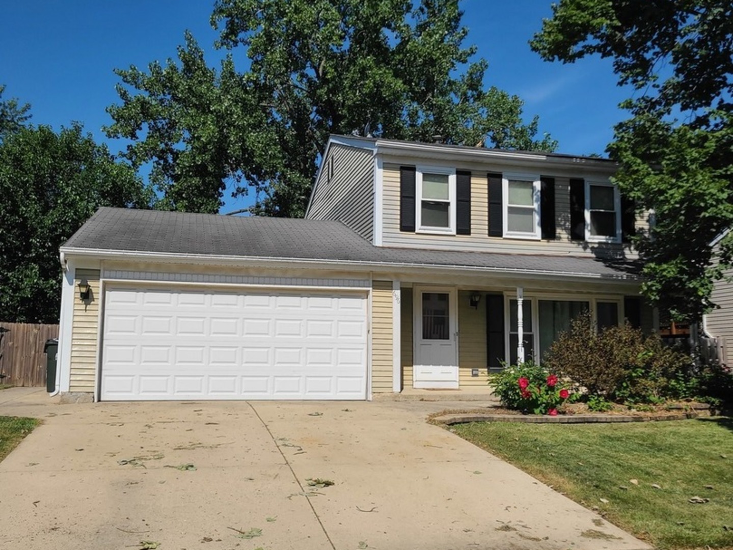 696 Shining Water Drive Property Photo 1
