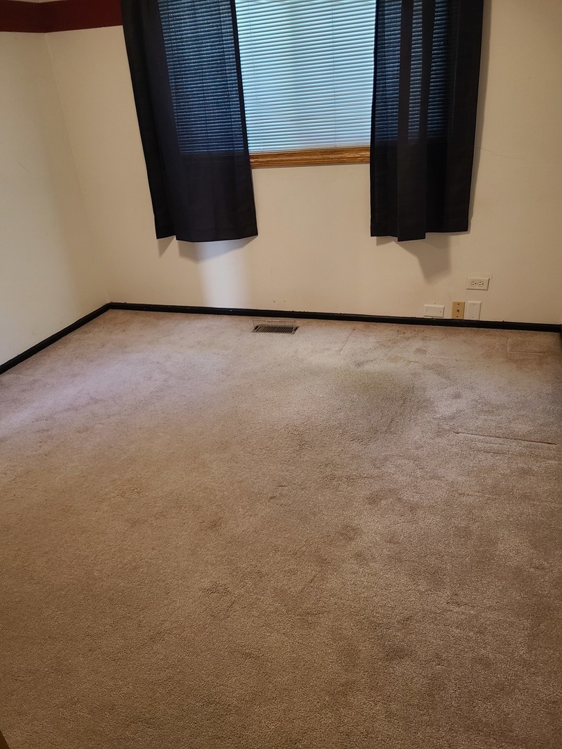 696 Shining Water Drive Property Photo 10