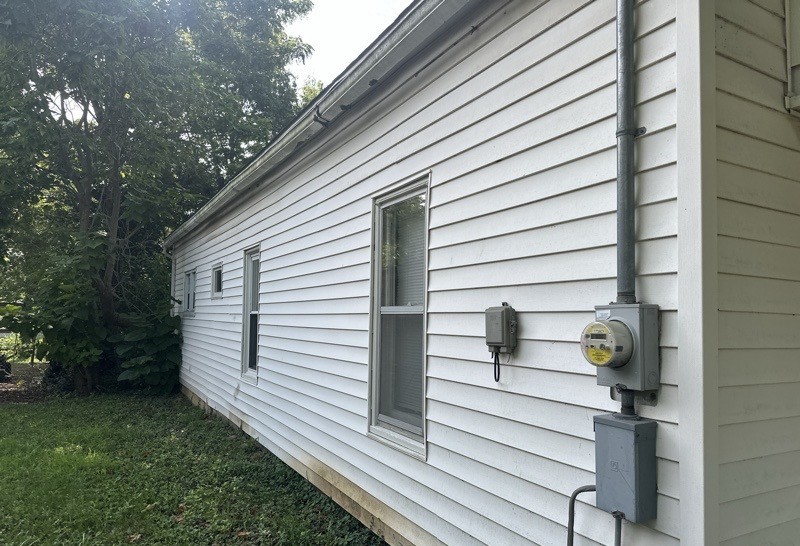 706 N Victor Street Property Photo 3