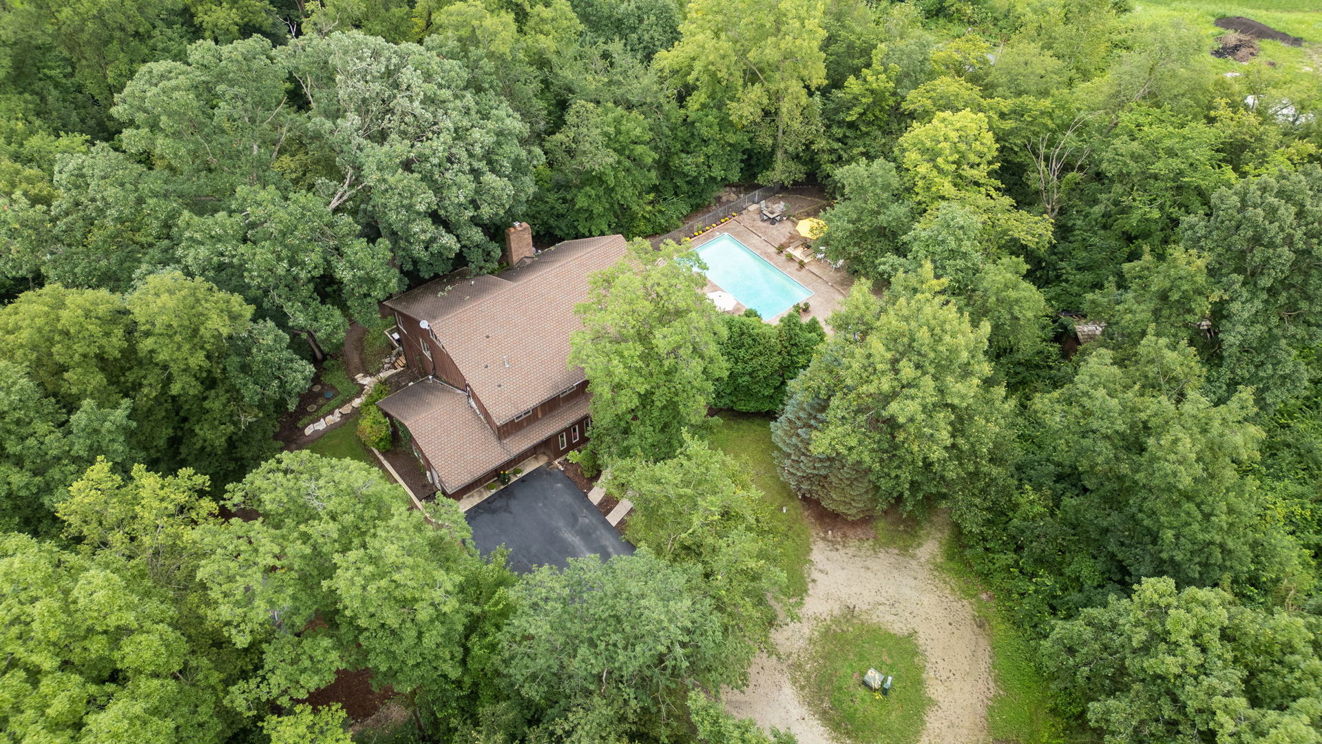 1214 Lantern Lane Property Photo 12
