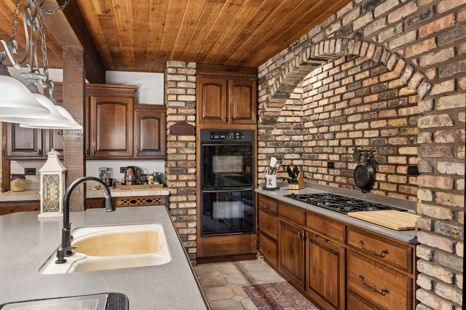 1214 Lantern Lane Property Photo 17
