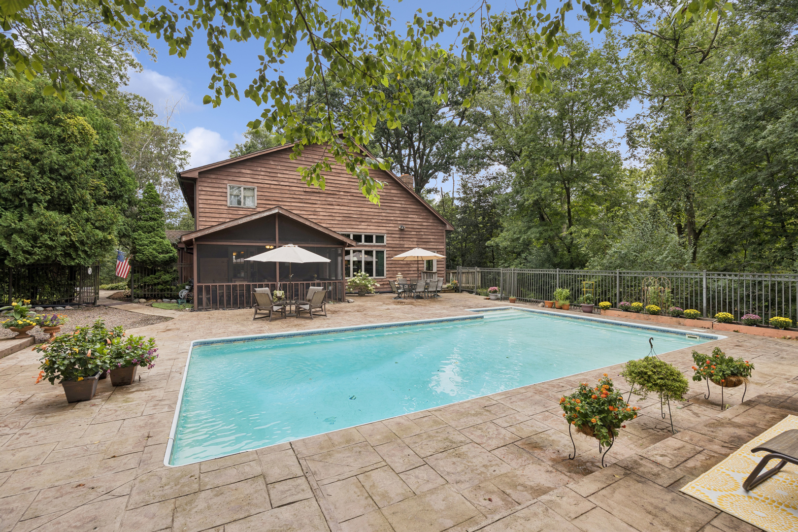 1214 Lantern Lane Property Photo 27