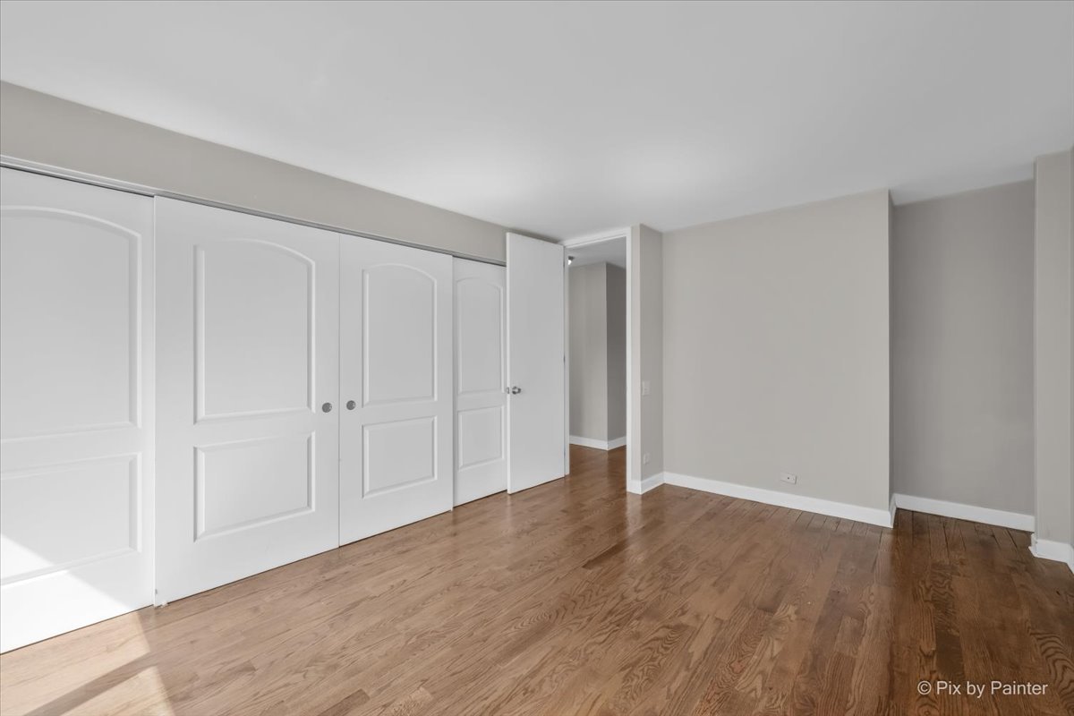 30 E Huron Street 1207 Property Photo 15
