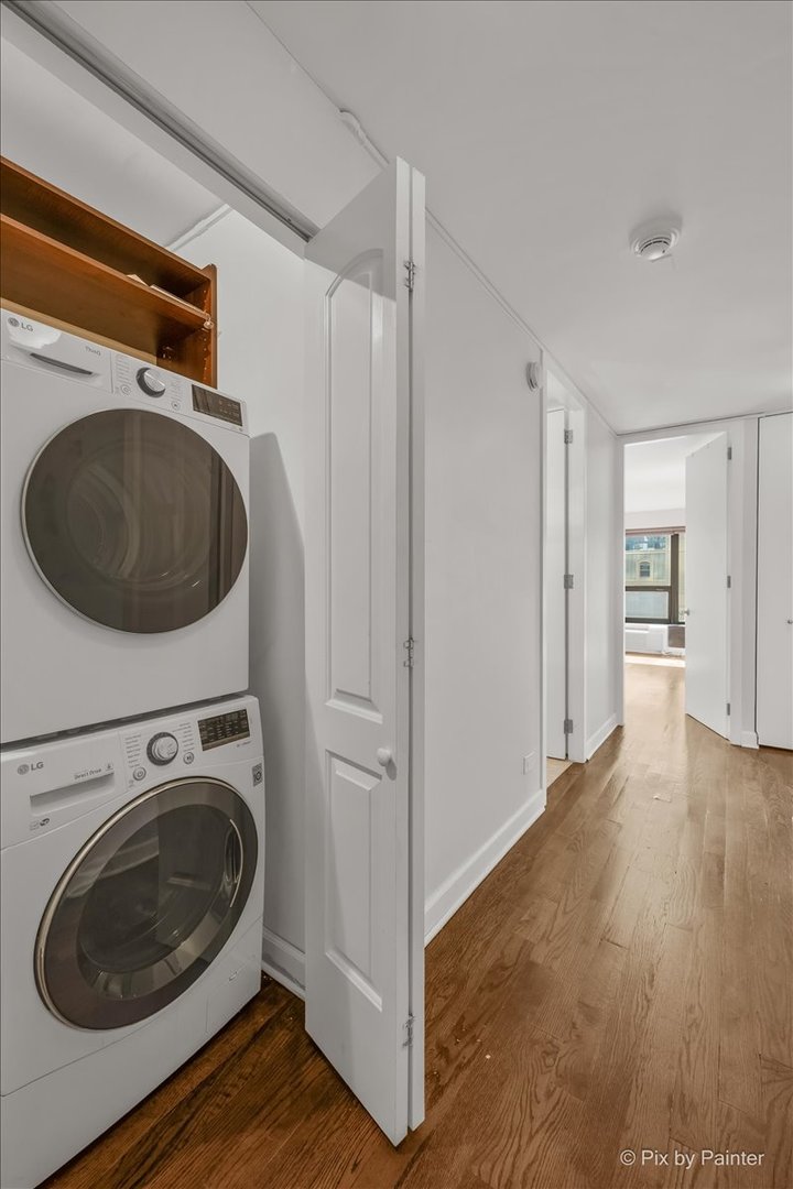 30 E Huron Street 1207 Property Photo 19