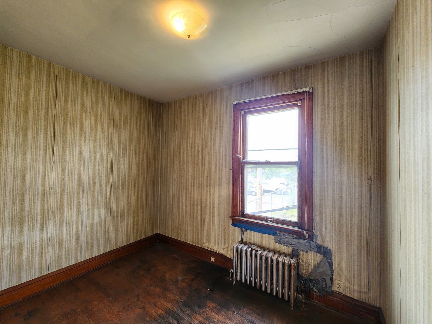 2753 W 47th Street Property Photo 11