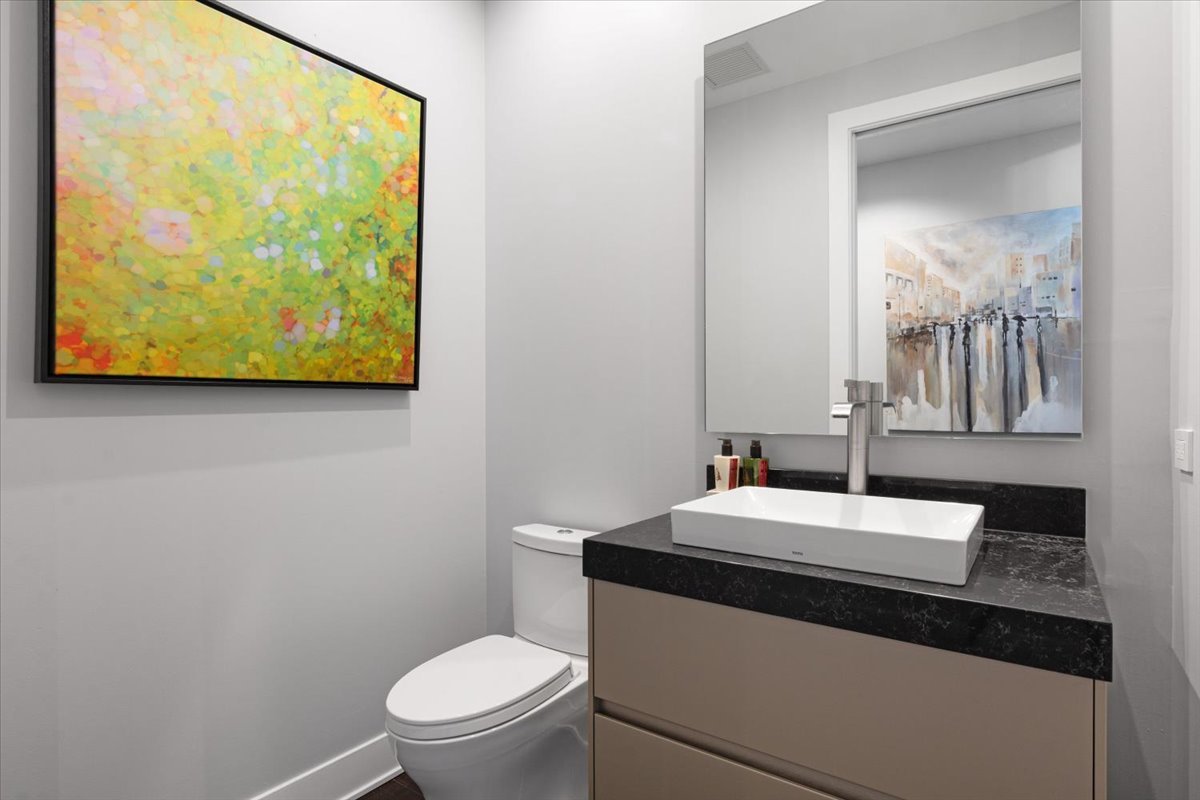 403 N Wabash Avenue 10b Property Photo 26