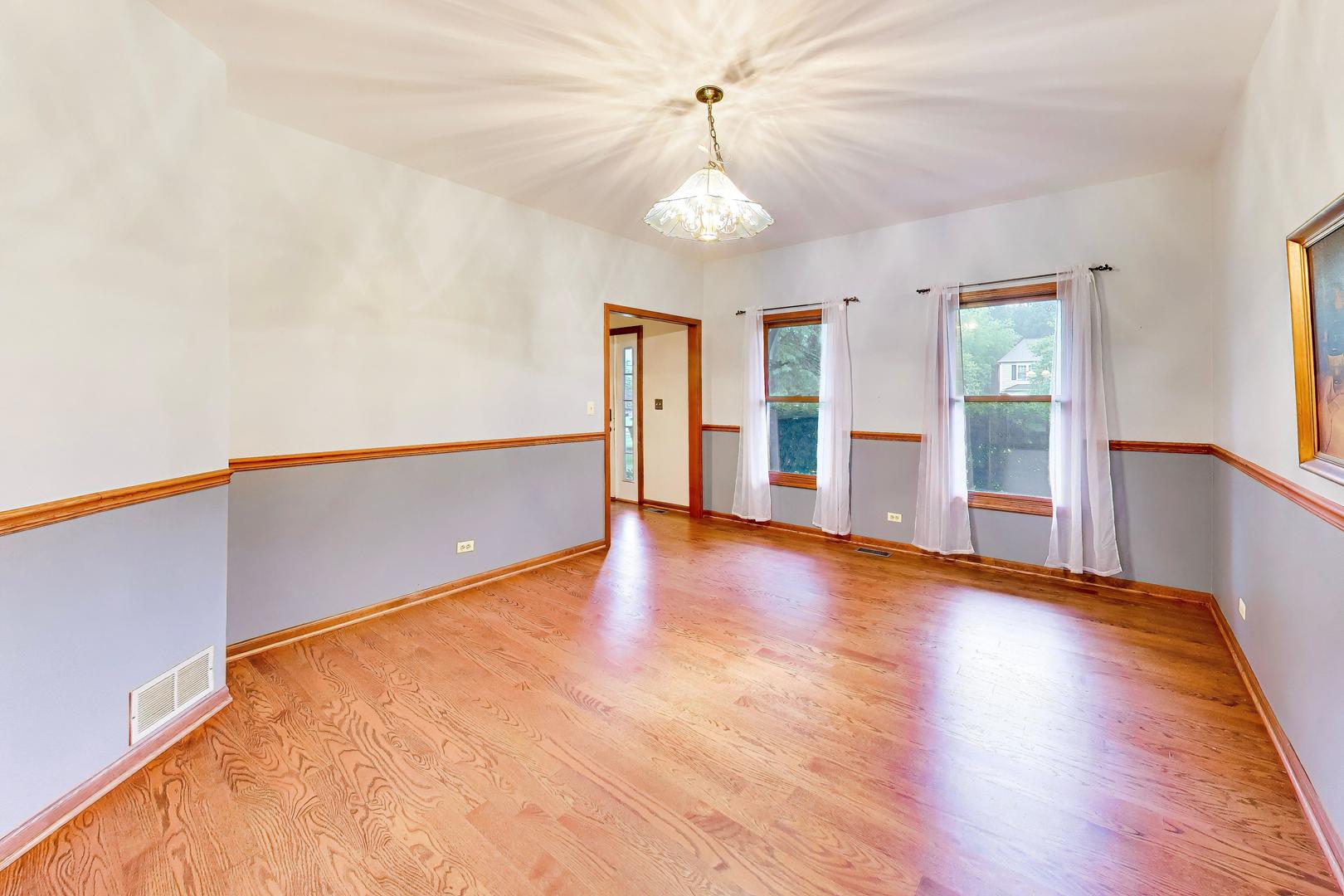 2120 Kenton Lane Property Photo 6