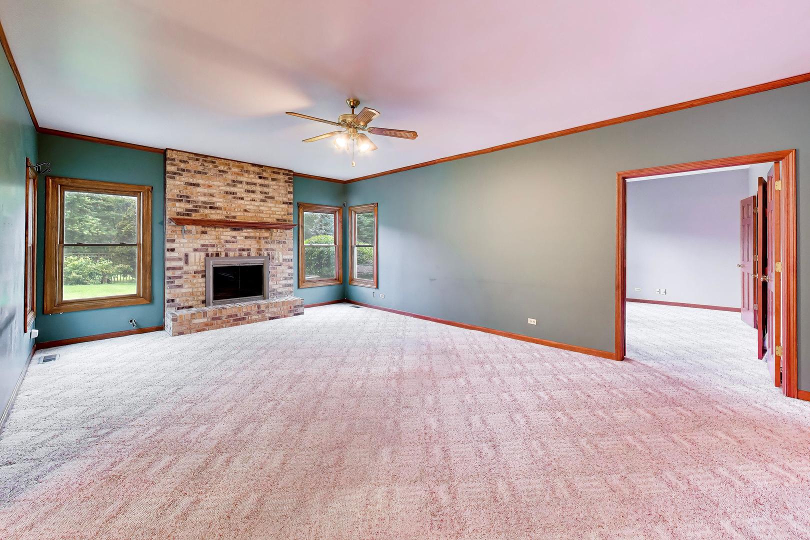 2120 Kenton Lane Property Photo 8