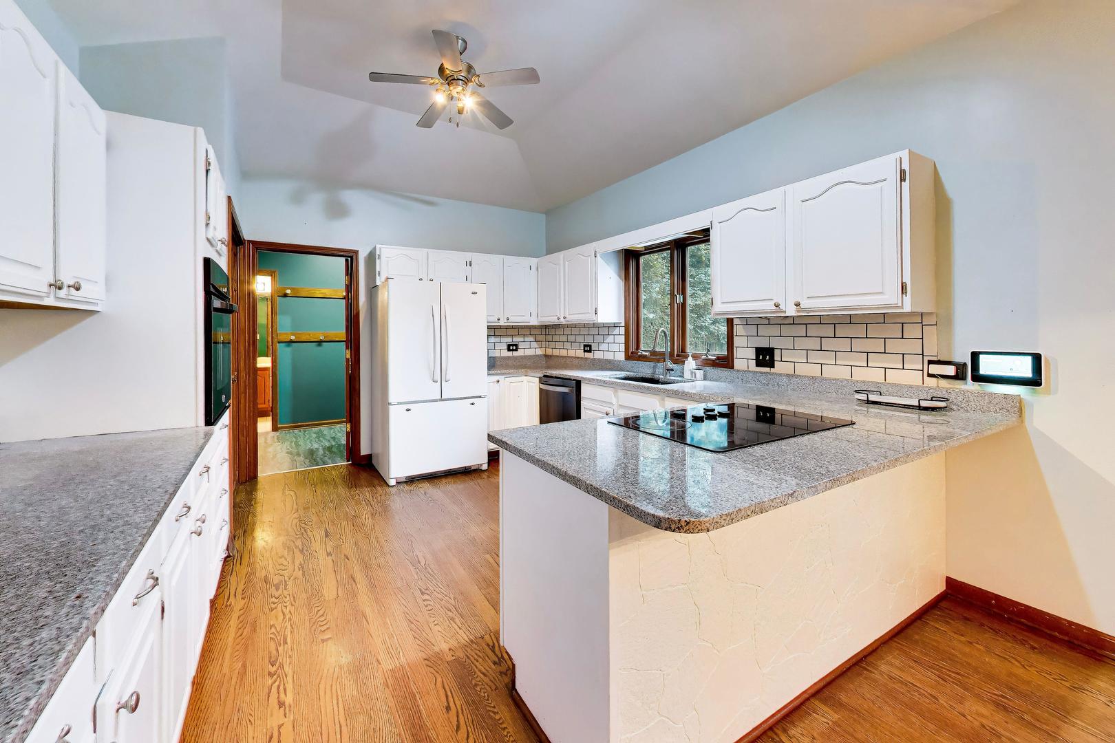 2120 Kenton Lane Property Photo 12