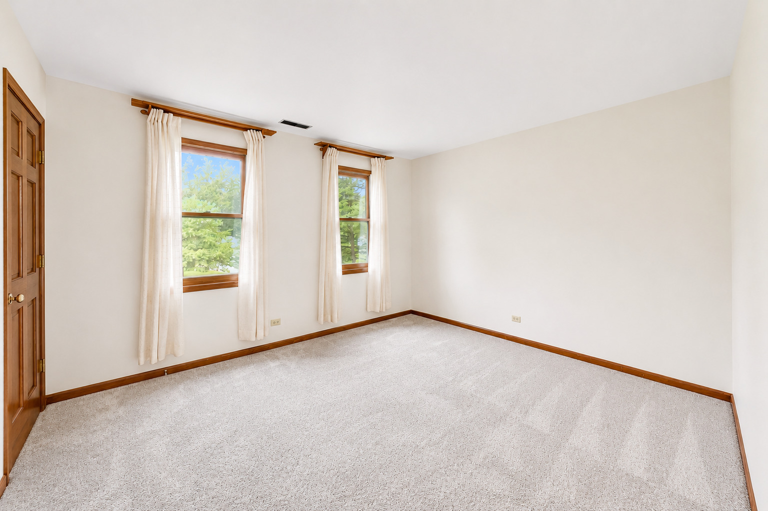 2120 Kenton Lane Property Photo 29