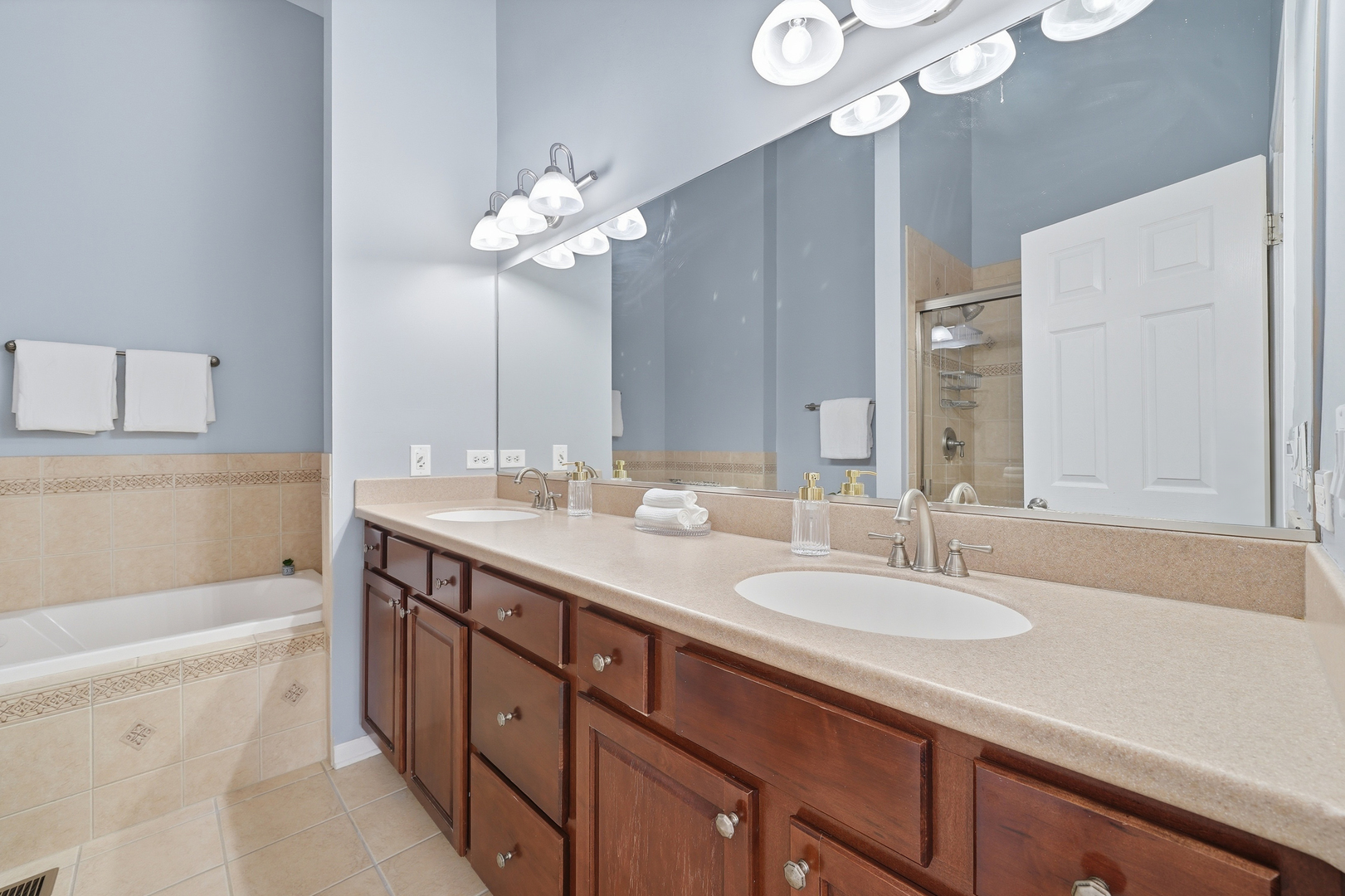 485 George Street Property Photo 19