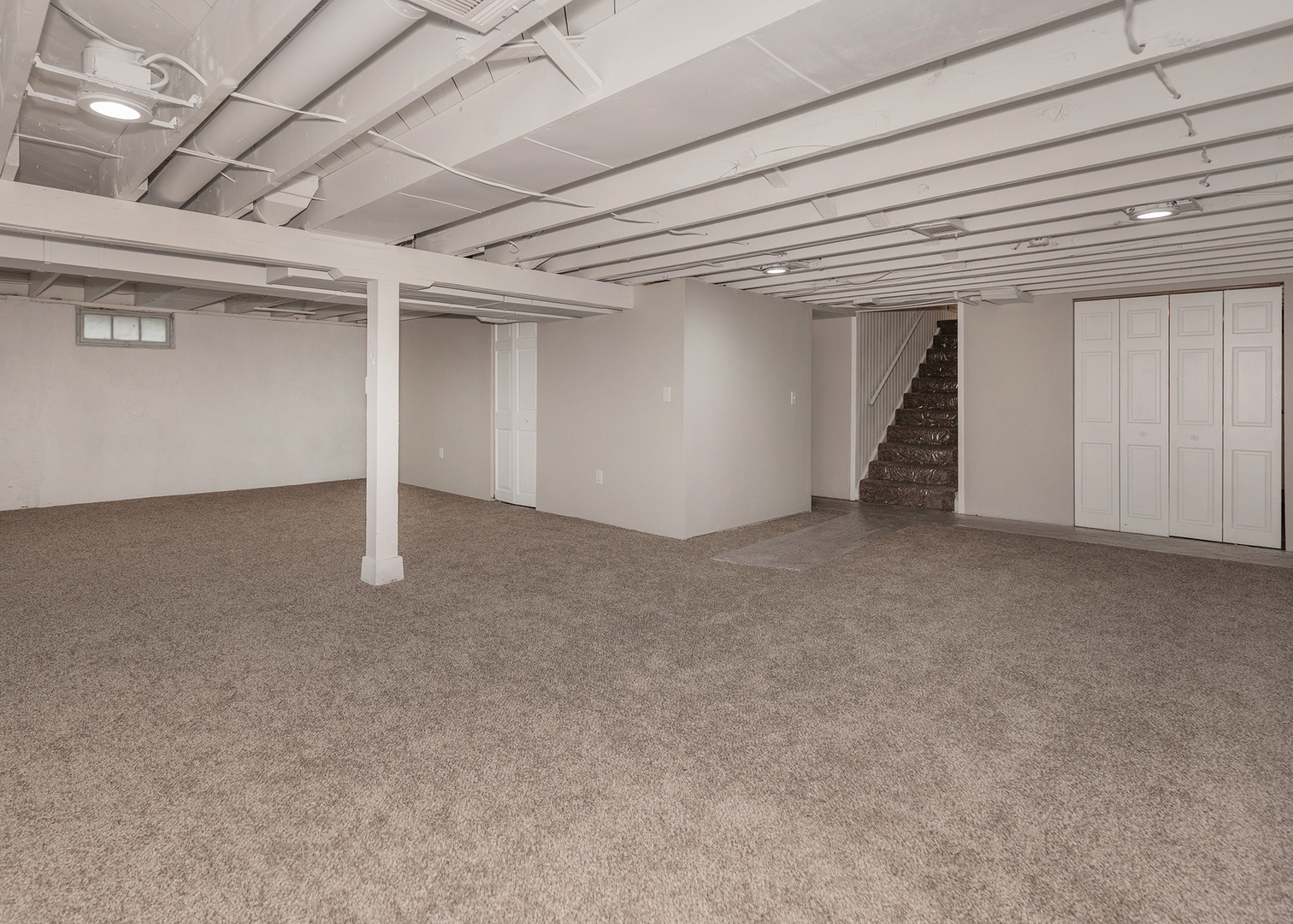 326 W 19th Avenue Property Photo 35