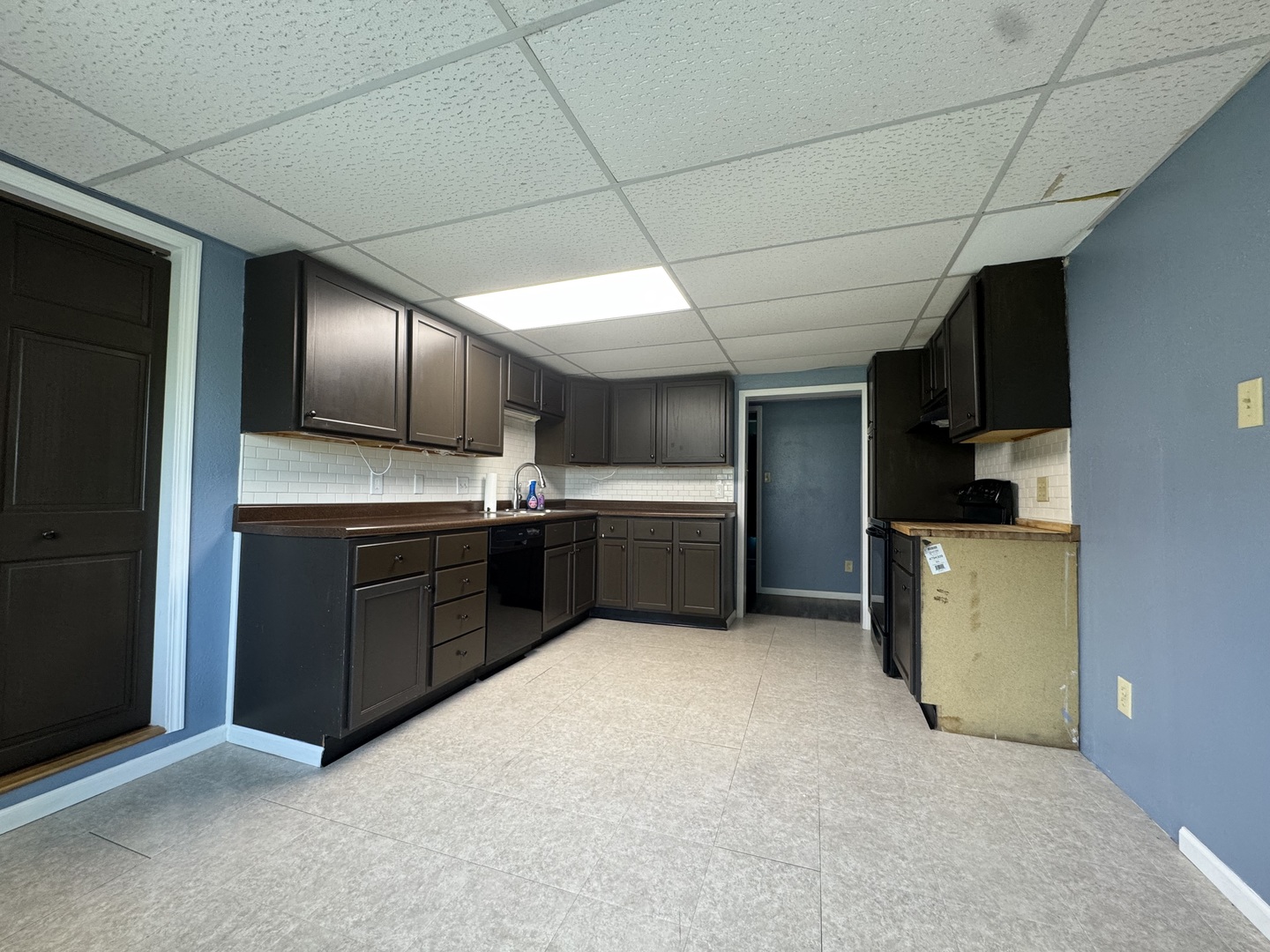 1204 W Oak Street Property Photo 16