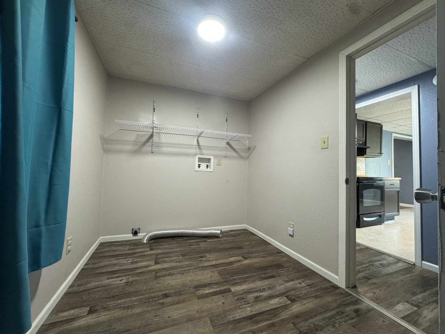 1204 W Oak Street Property Photo 18