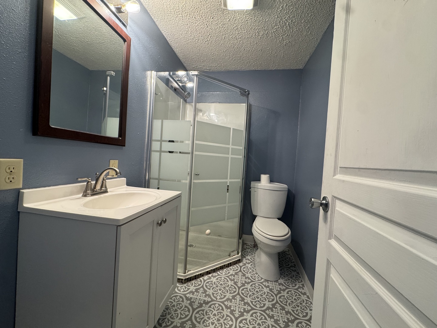 1204 W Oak Street Property Photo 19