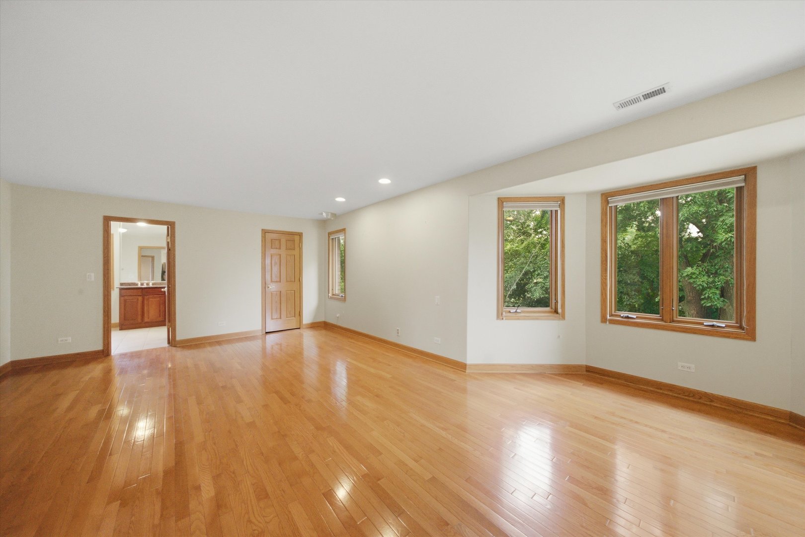 9611 Kris Trail Property Photo 32