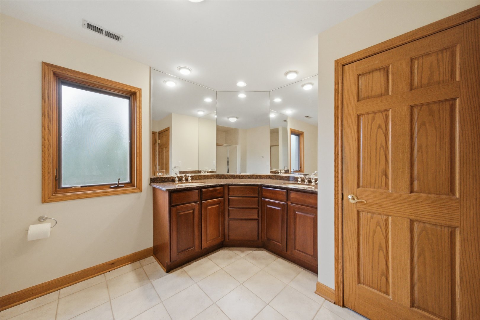 9611 Kris Trail Property Photo 38