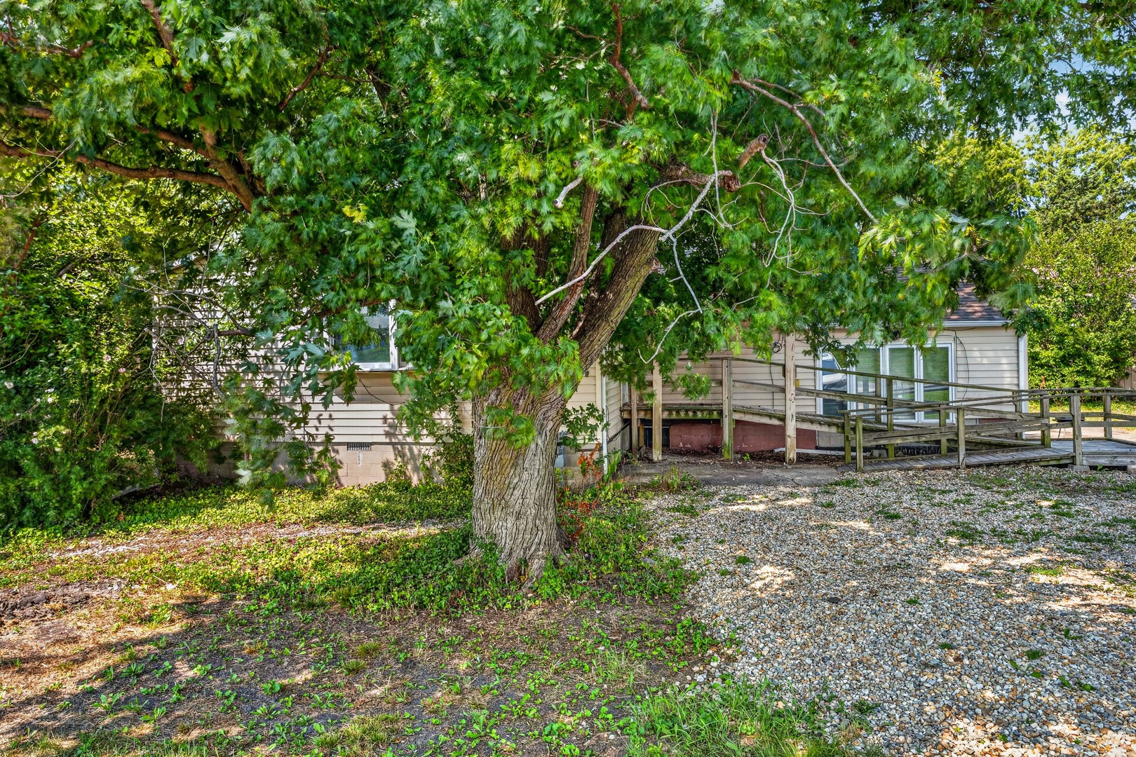 3057 Cr 950 Property Photo 2