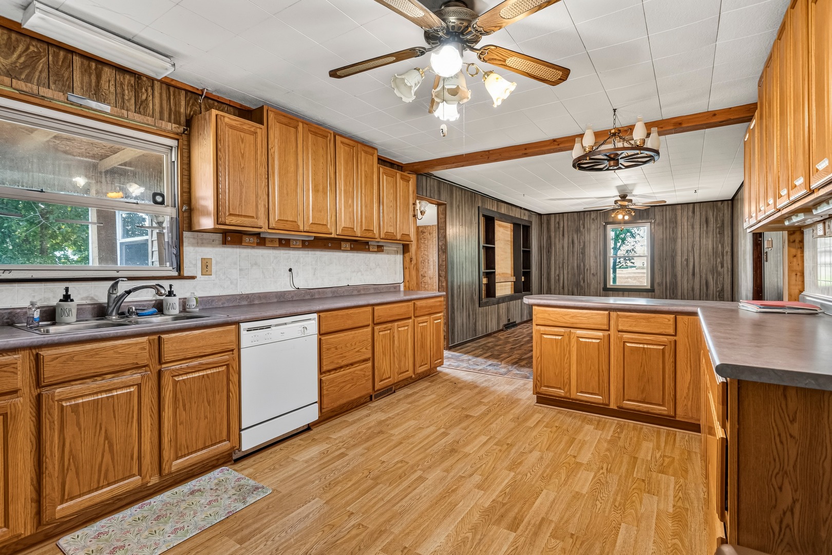 3057 Cr 950 Property Photo 14