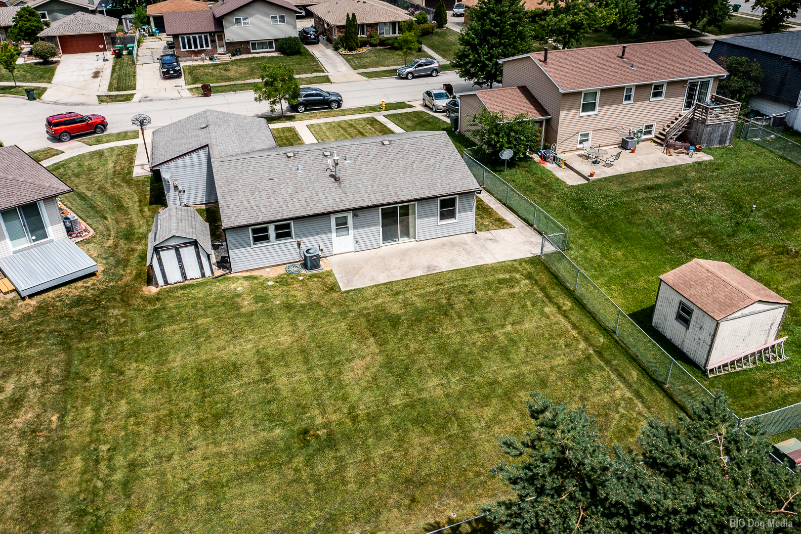 7619 160th Street Property Photo 2