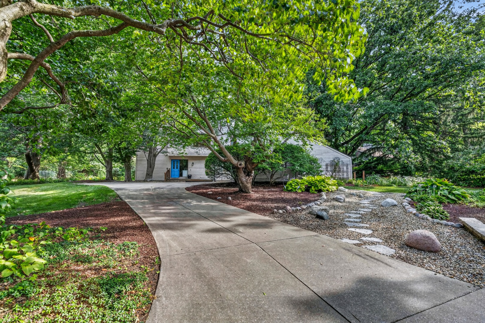 820 Dodds Drive Property Photo 4