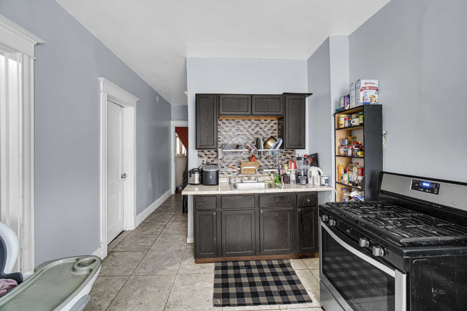 6439 S May Street Property Photo 18