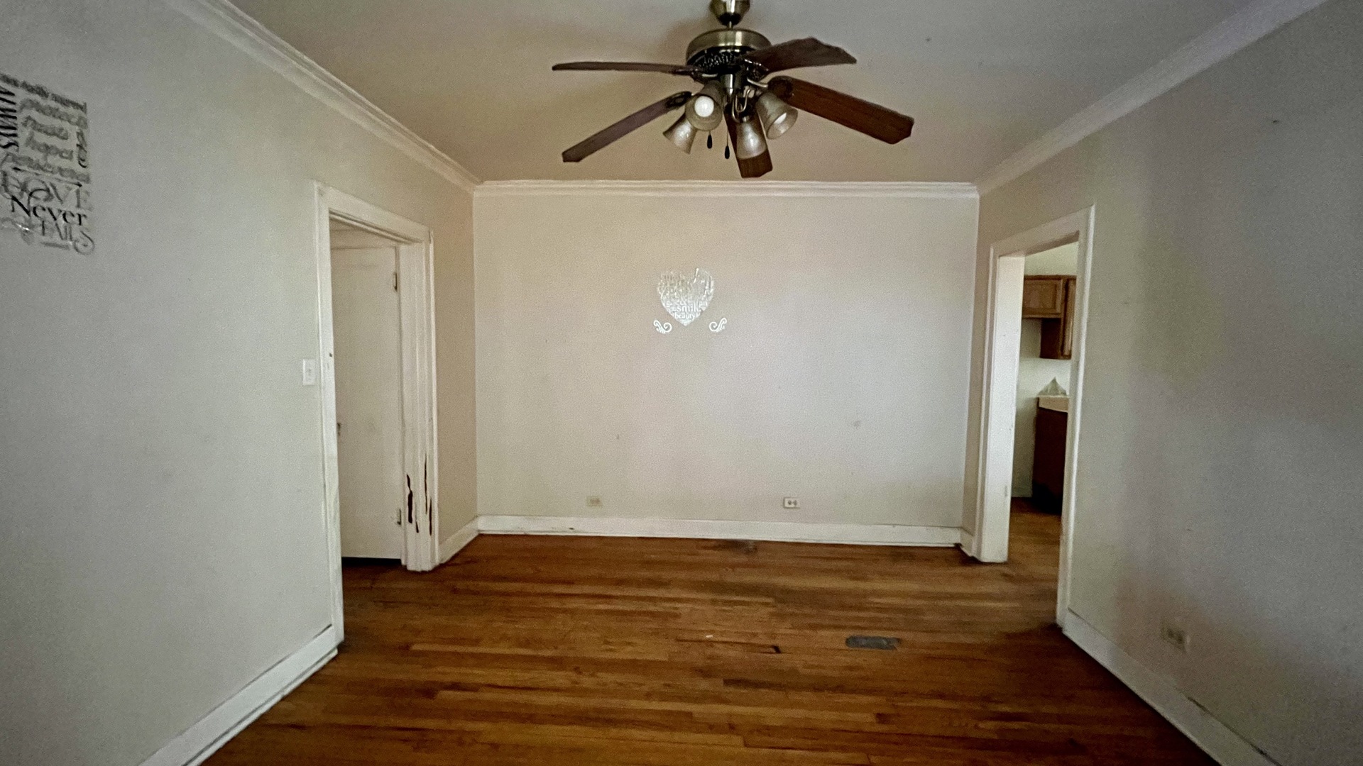 5318 W North Avenue Property Photo 5