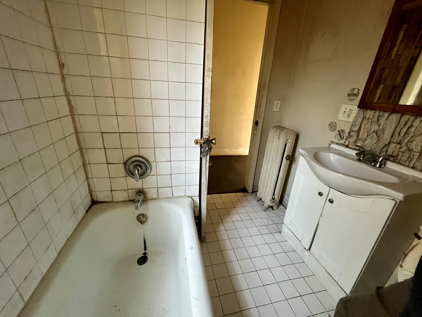 5318 W North Avenue Property Photo 14