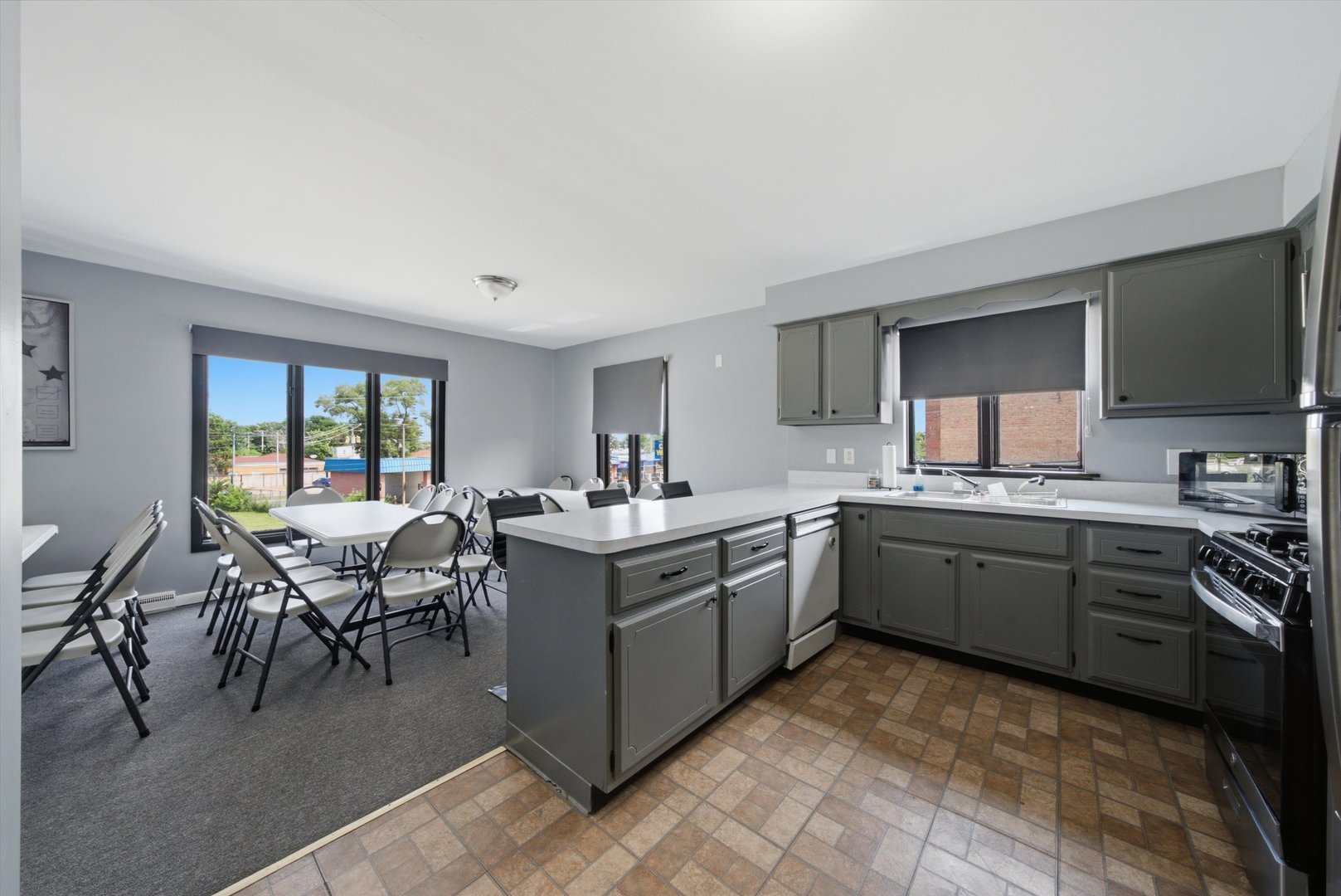 4049 Washington Boulevard Property Photo 14
