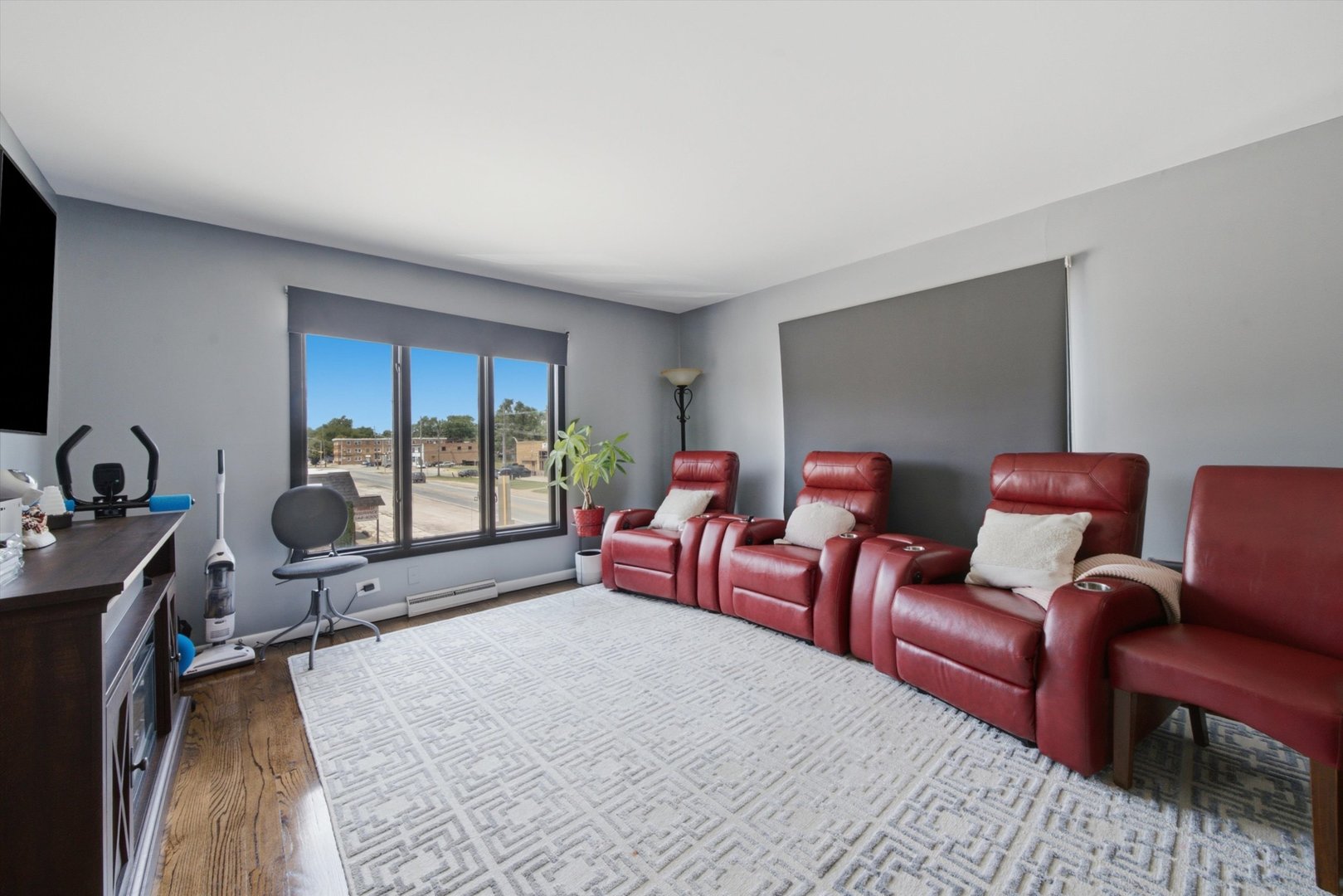 4049 Washington Boulevard Property Photo 25