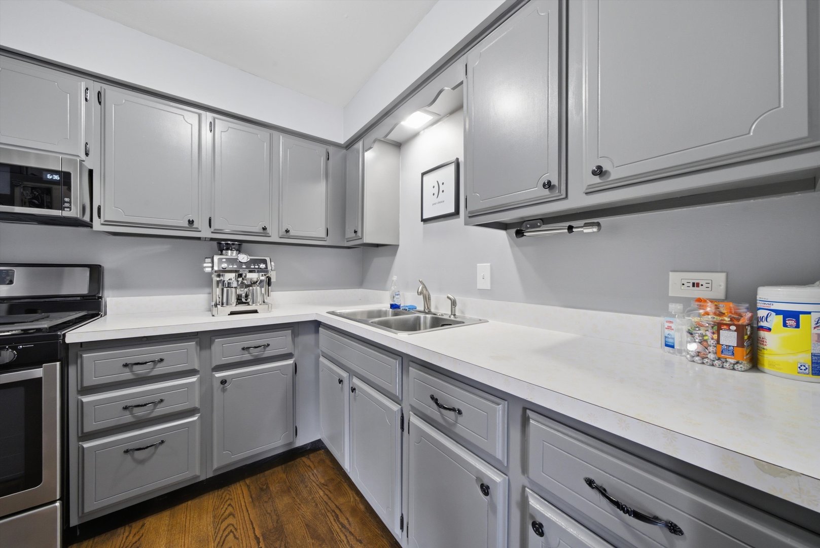 4049 Washington Boulevard Property Photo 30