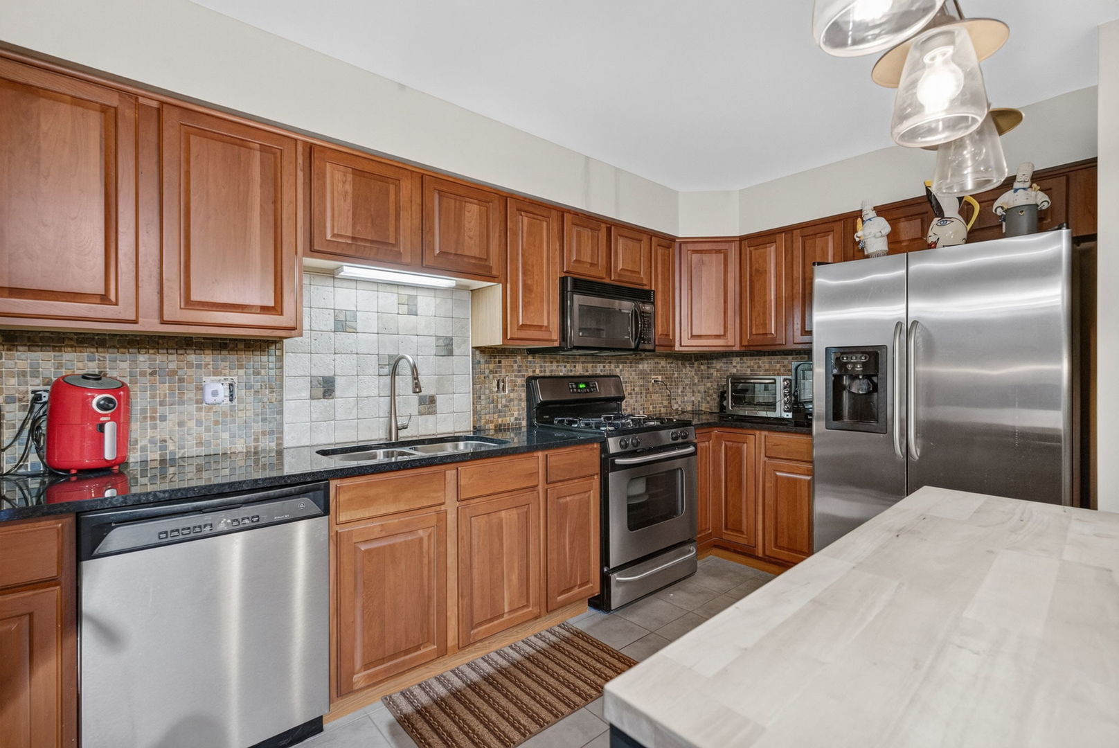 9105 Newcastle Court Property Photo 14