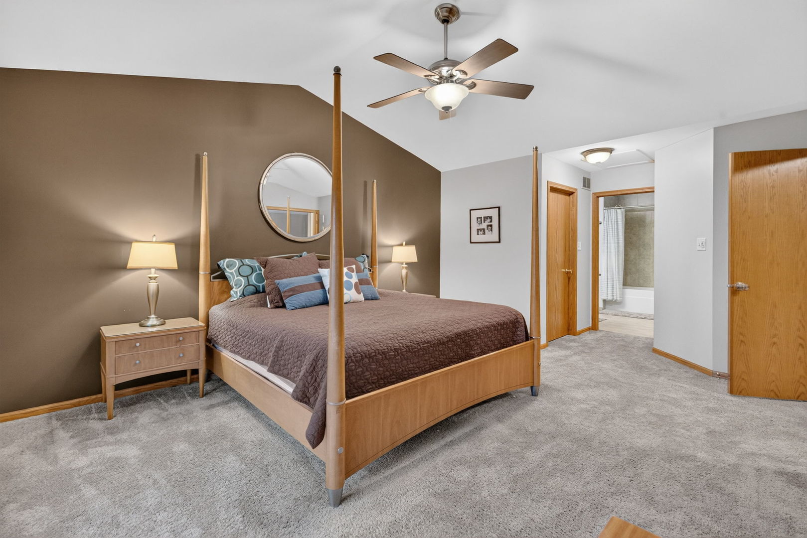 9105 Newcastle Court Property Photo 18