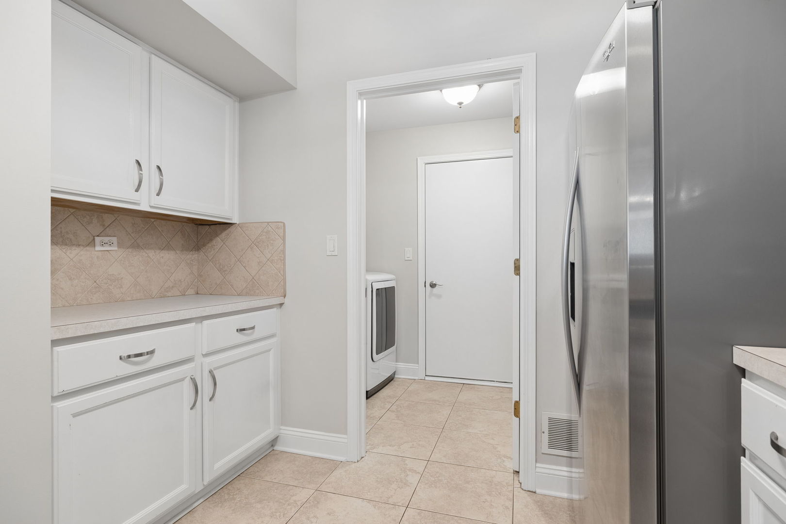 2147 Fulham Drive Property Photo 8