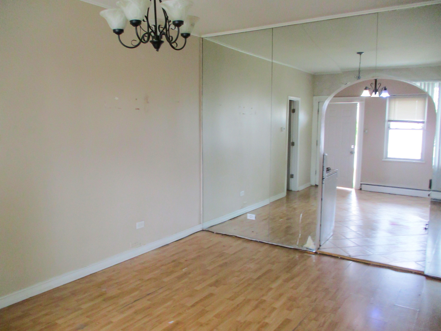 1209 N 22nd Avenue Property Photo 3
