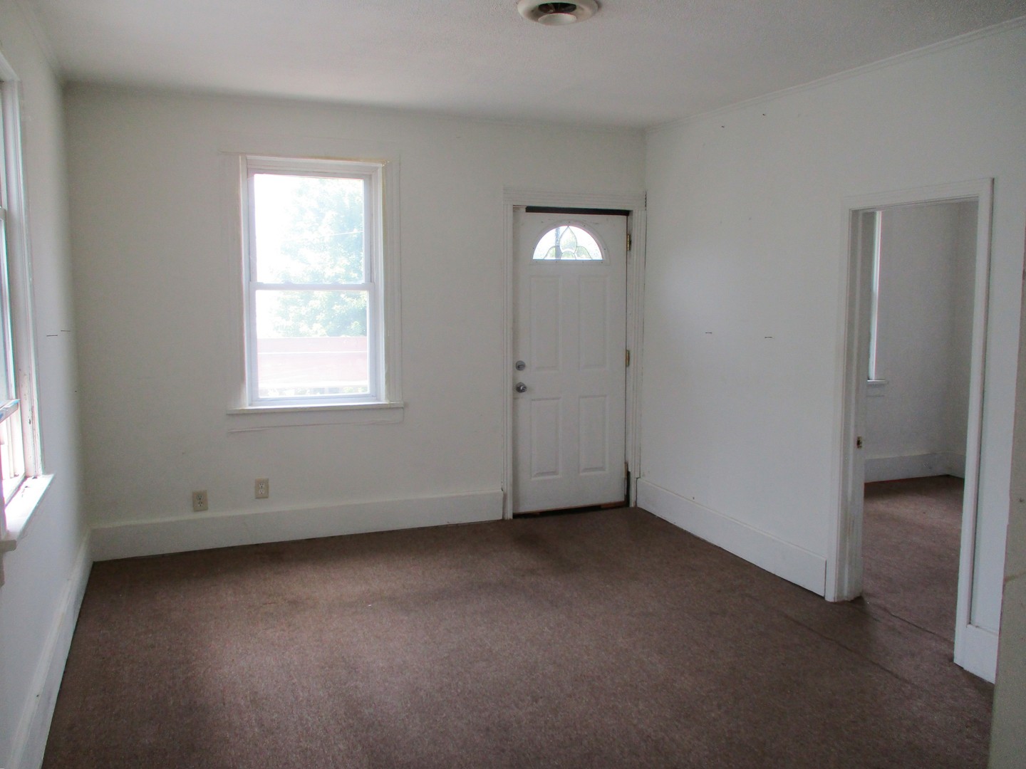 1209 N 22nd Avenue Property Photo 6