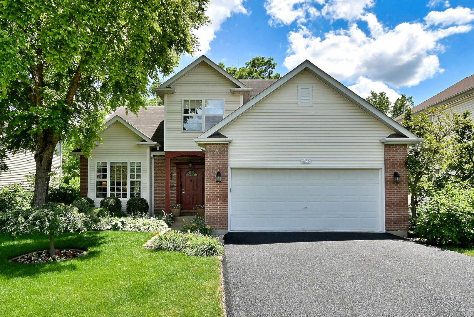 635 Burdette Avenue Property Photo 1