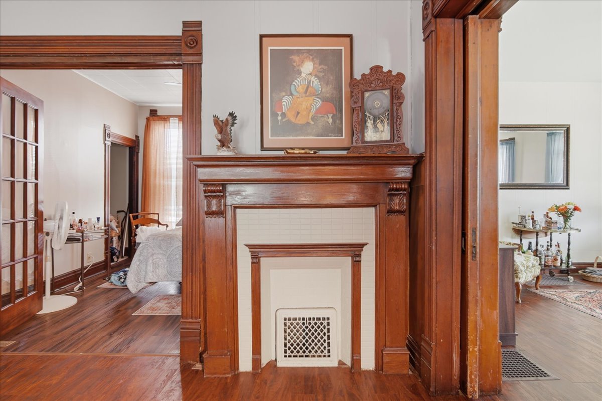 1201 2nd Avenue Property Photo 10