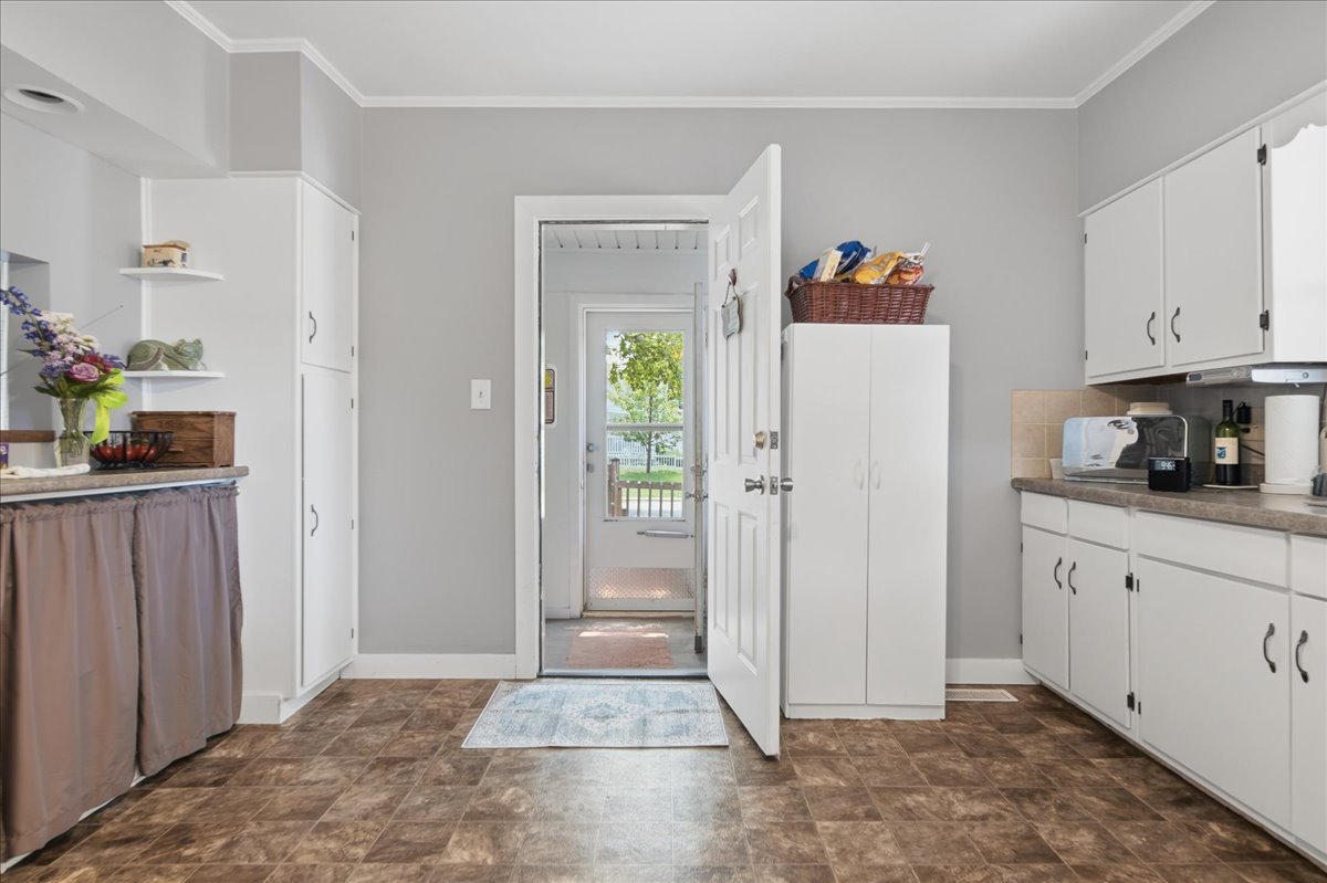 1201 2nd Avenue Property Photo 13
